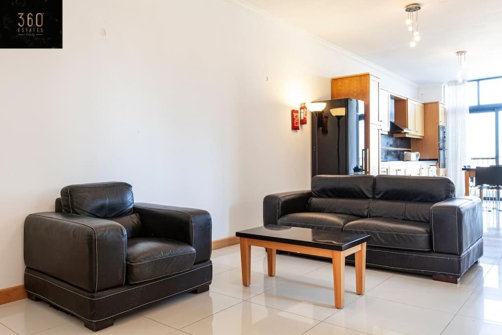 Comfortable Penthouse, Served With Lift, Wifi & Ac By 360 Estates Gzira Esterno foto